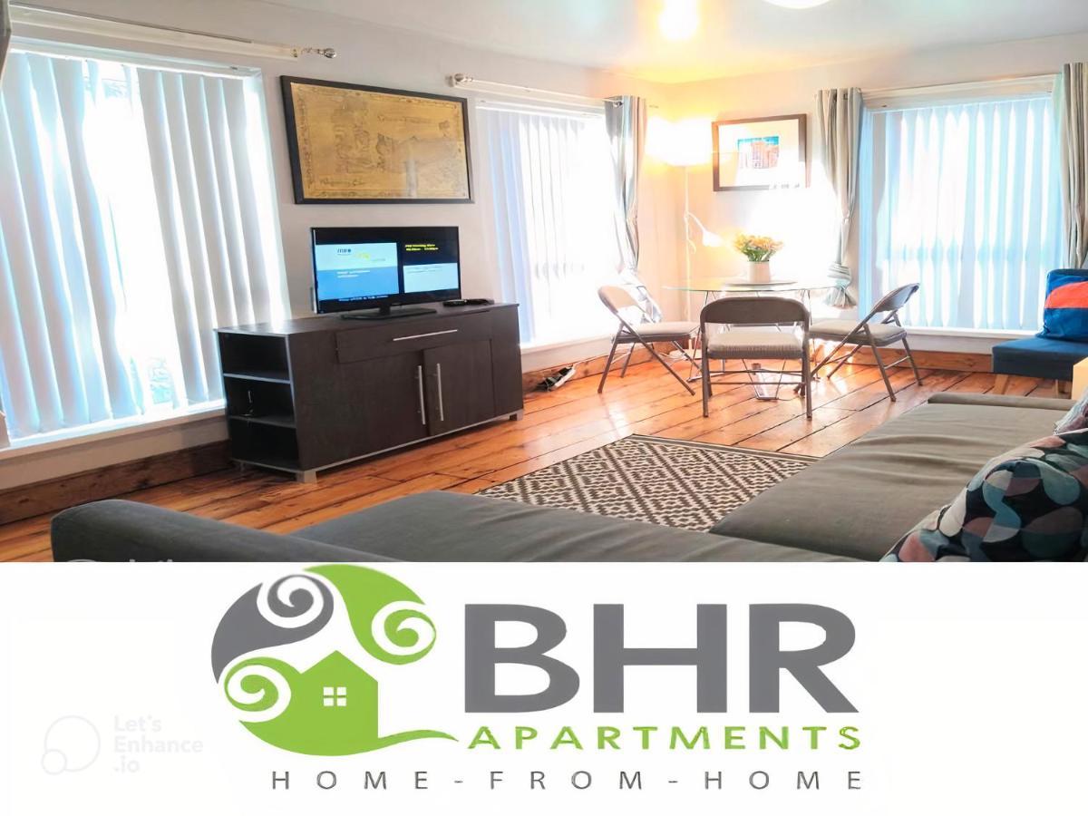 Perfect Central City Location - Parking - 3 Beds - 2 Bedrooms Белфаст Екстер'єр фото
