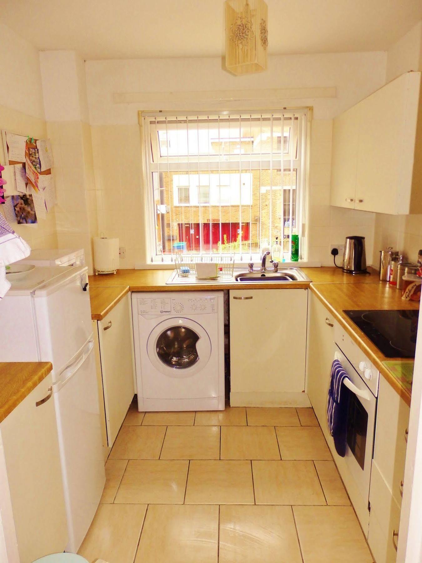 Perfect Central City Location - Parking - 3 Beds - 2 Bedrooms Белфаст Екстер'єр фото