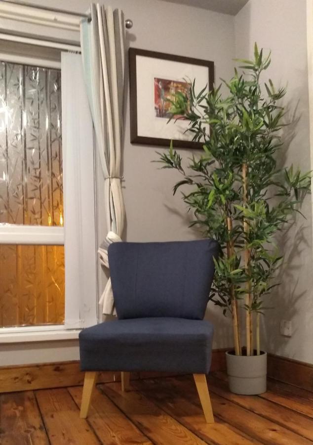 Perfect Central City Location - Parking - 3 Beds - 2 Bedrooms Белфаст Екстер'єр фото
